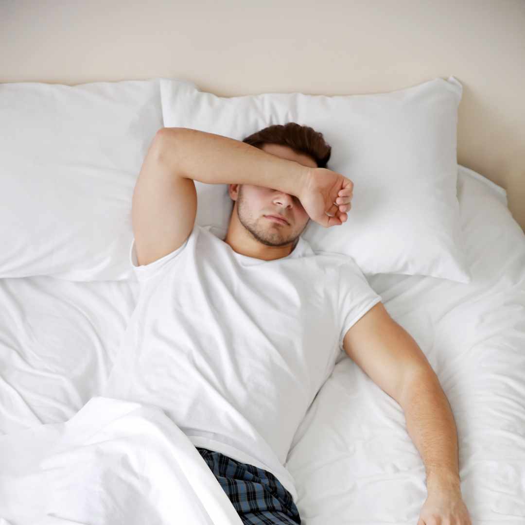 Sove med voks i håret