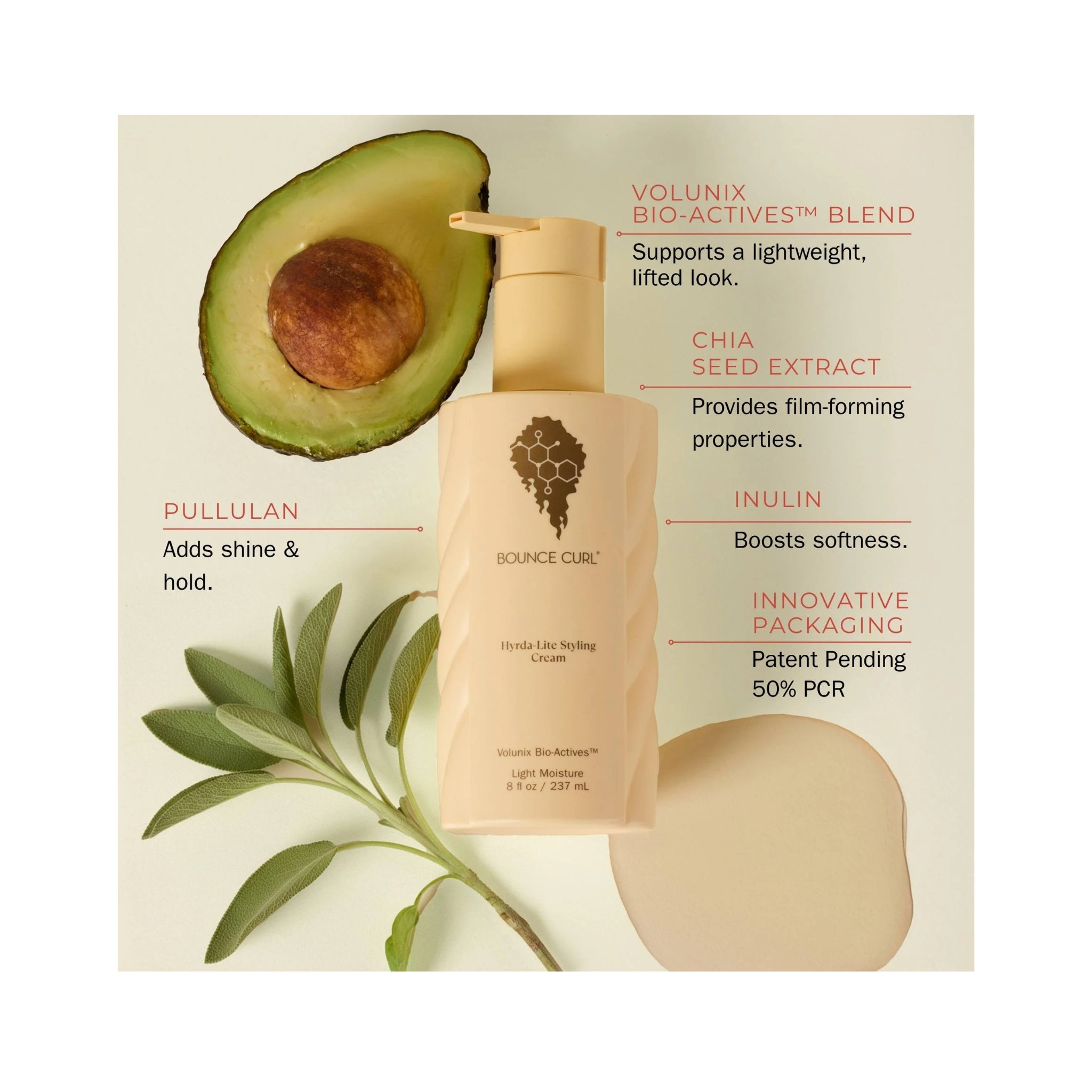 Bounce Curl Hydra-Lite Styling Cream i creme-farvet pumpeflaske med guldlogo og Volumix Bio-Actives, 237 ml let fugtgivende hårprodukt.
