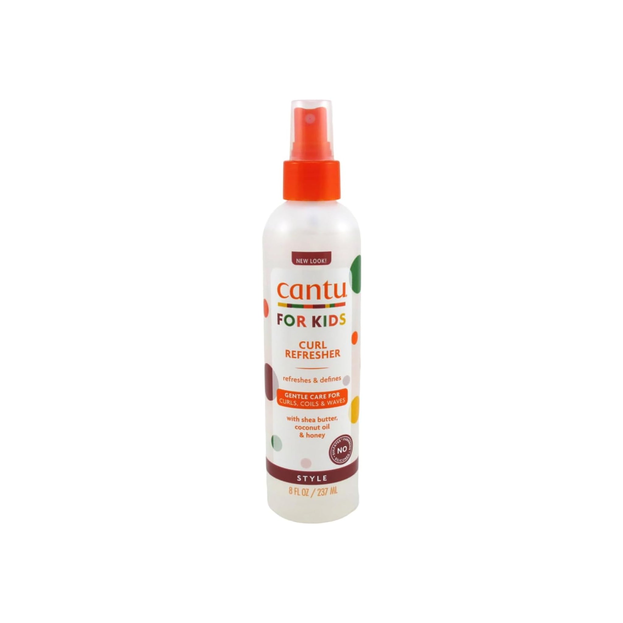 Hvid sprayflaske med orange top indeholdende Cantu For Kids Curl Refresher.