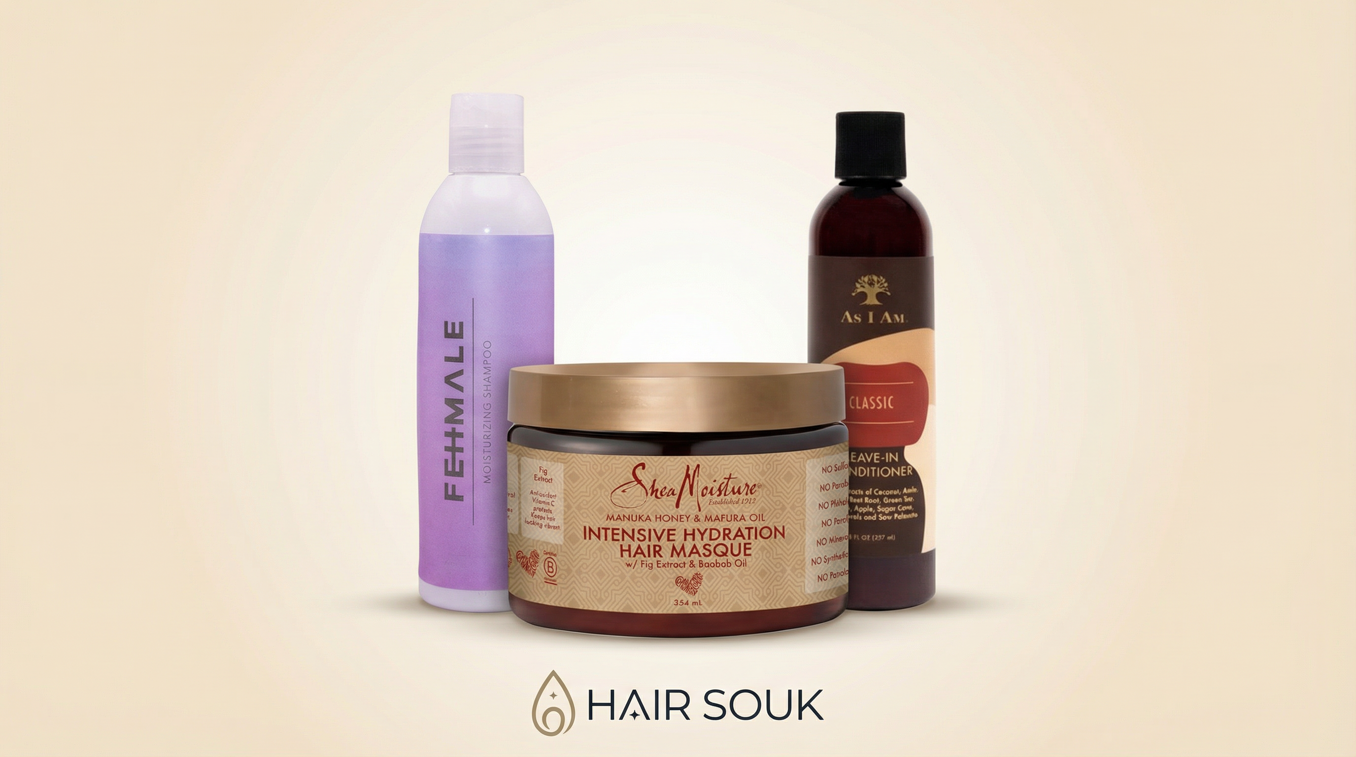 Ultra Hydration Bundle – tørstslukker til krøller med shampoo, hårkur og leave-in conditioner mod lys beige baggrund.